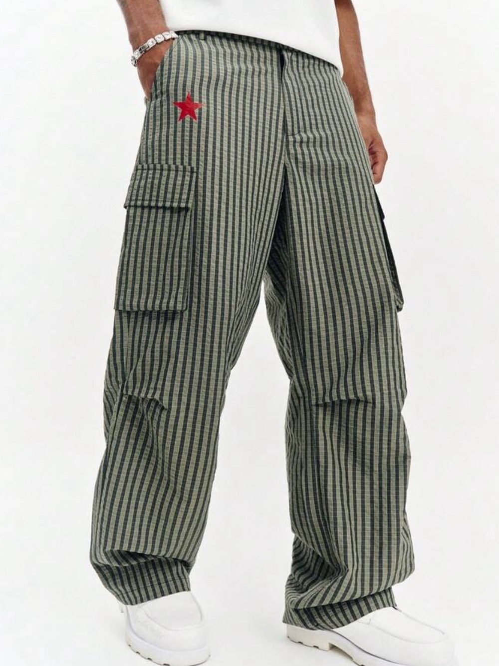 Striped Cargo Wide-Leg Pants in Olive Green with Red Star - Picture 7 of 7
